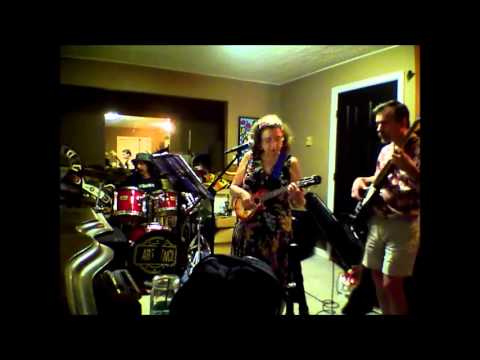Promotional video thumbnail 2 for JAZZALELE Trio