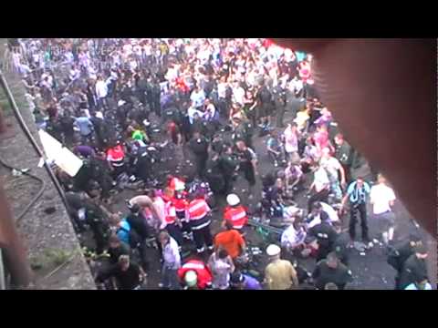Loveparade 2010 - Disaster Teil3 (Augenzeuge)(mp4 - HQ)