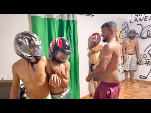 CRAZY CHALLENGE: TURN OFF THE LIGHTS AND GET A WHIP!