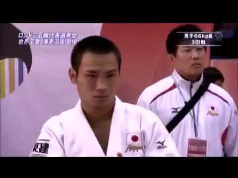 Grand Slam Tokyo 2011 Referee Dehnad  MASASHI EBINUMA (JPN) - LOIC KORVAL (FRA) @ U66 -
