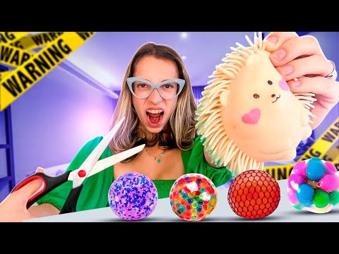 Cortando e Abrindo Fidget Toys e Stress Balls da minha Coleção 😱