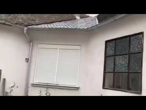 NA PRODAJU KUCA U CENTRU FUTOGA