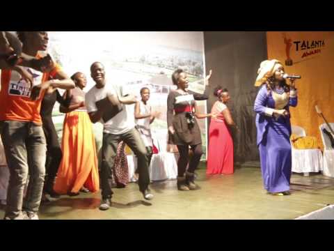 Easther Liana Ministering live at Talanta Awards Kisumu Edition.