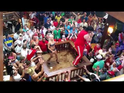 download lagu mp3 mp4 Ikke Hüftgold Bierkönig, download lagu Ikke Hüftgold Bierkönig gratis, unduh video klip Ikke Hüftgold Bierkönig