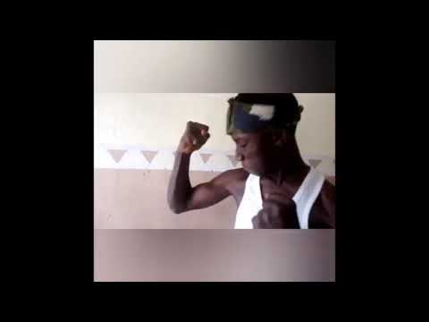 Hhha yasha zagi agurin wata yarin ya