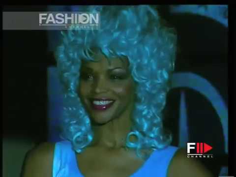 "Red or Dead" Spring Summer 1995 London 5 of 5 pret a porter woman by FashionChannel