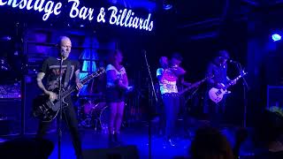 Lower Class Brats - I&#39;m a Mess 09/26/2021