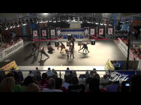 KM IDO Twardogóra 2011 show dance Formacje 16+ - nr 12 ATOM Białystok.mp4