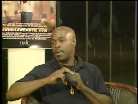 Smoking Pipes | Entrepreneur Sam Brooks new invention lights up the smoking world !