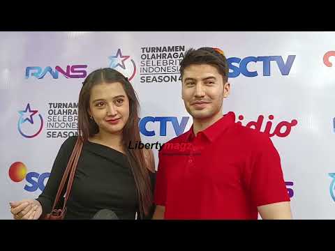 Esta Pramanita Supports Her Boyfriend Bara Valentino at the TOSI 4 Padel Match