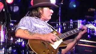 Dickey Betts & Great Southern at B.B. King's NY - Steady Rollin' man