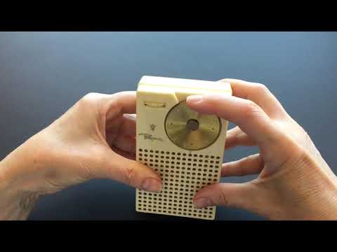 Regency TR-1Transistor Radio Demo