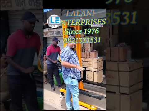 V-TAL Hydraulic Stacker