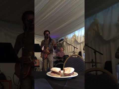 LeRoy and the Euphonics at The Limes “I shot the sheriff”