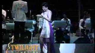 Regine Velasquez - Memori @ Twilight Orchestra Live In Anyer (RCTI 29 Oktober 1991)