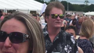 Undercover - Nellie the Elephant