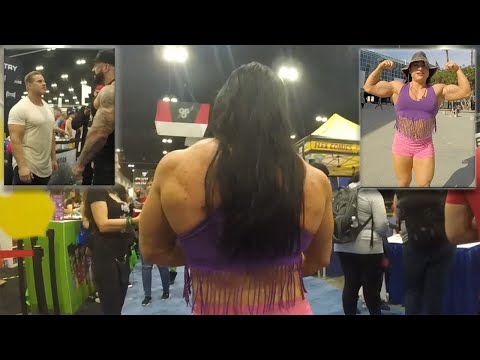 Female Bodybuilder Ripped Vixen TheFitExpo 1