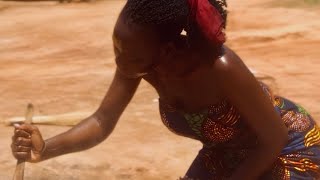 A traditional dress for Central Ugandan women 🇺🇬 @africanmuwala