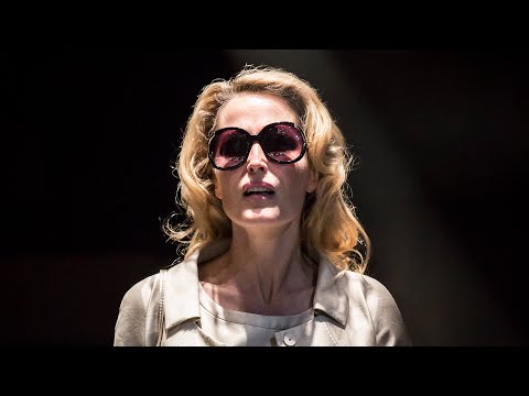 Official Clip | Take a Streetcar with Gillian Anderson | Young Vic’s A Streetcar Named Desire