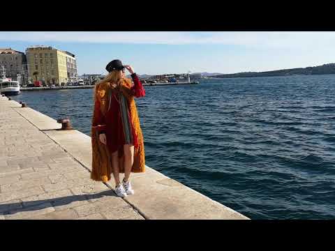 Walk along Šibenik riva with Swan Atelier