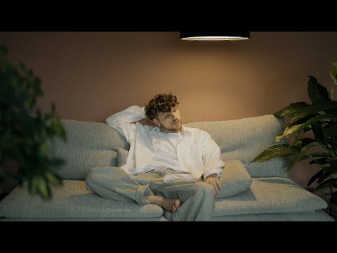 Bastien - Mai bine asa