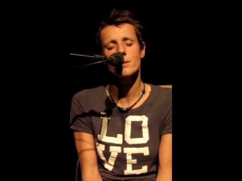 Sarah Bettens "I Can't Make You Love Me" 10/15/09 Frankfurt Live
