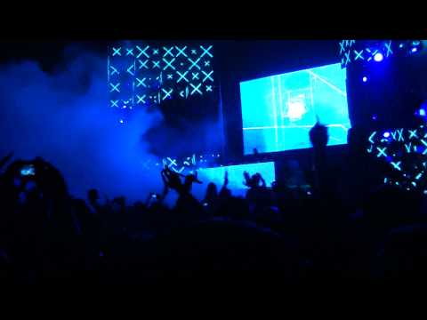 Steve Angello- Nocturnal 2010 (opening song)