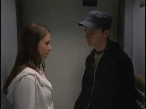 Telia Nya Teliafamiljen - Kramas i Hissen - Reklam