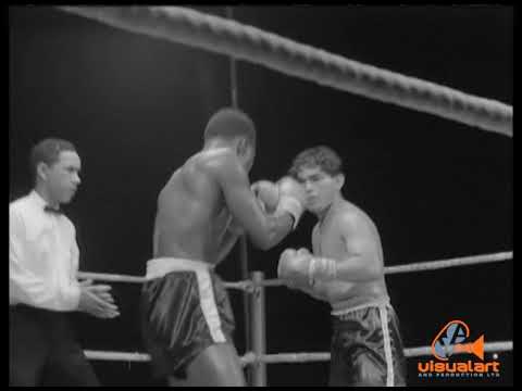 Boxing at the oval - Government Film Unit - (1964)