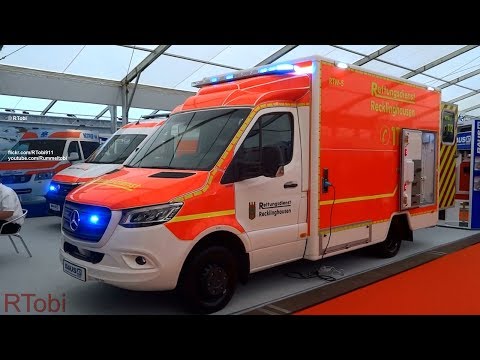 new Recklinghausen EMS ambulance presented by BAUS AT at the Rettmobil 2019 expo [GER | 5.2019]