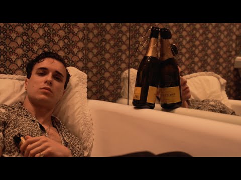 The Great Leslie | Everything From Last Night - Official Music Video