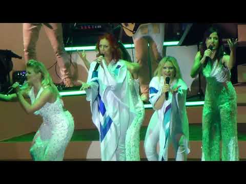 ABBA Mania live - Money, money, money - 15.04.2023 - Festhalle Frankfurt a.M.