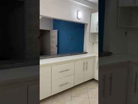 Sobrado em Santo André, Jardim do Estádio, com 3 quartos, 110m²