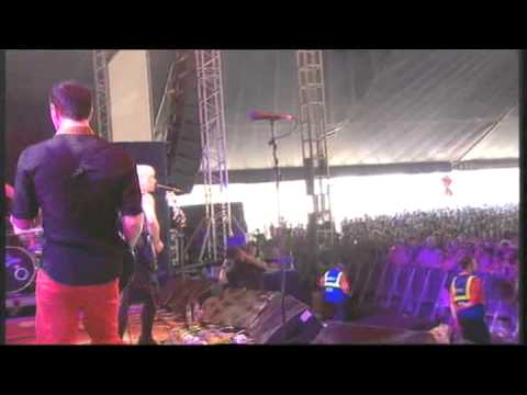 The Joy Formidable - A Heavy Abacus - Glastonbury 2011.mp4