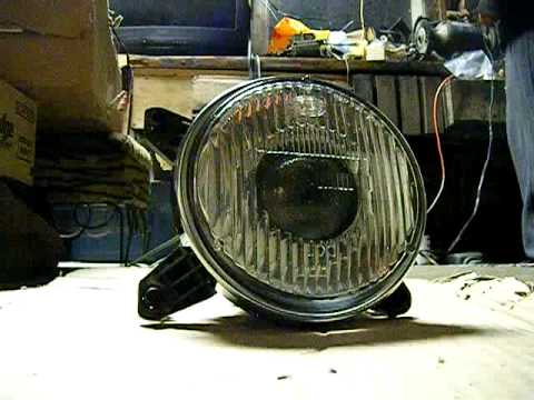 Hella BMW E32 EHella BMW E32 E34 OEM Head light Passenger Right Low Beam Ellipsoid, video for ebay
