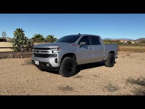 2020 Chevy Silverado, King coil overs and Mazzulla UCA’s, on 35” tires, 17” wheels
