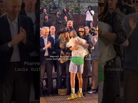 Pharrell gifts Beyonce a Louis Vuitton bag straight off the runway at his show in Paris #beyonce