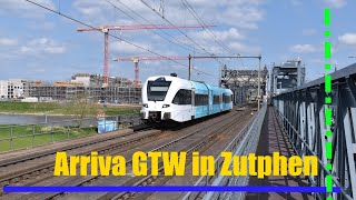 4K | Arriva GTW 348 rijdt over de IJsselbrug in Zutphen