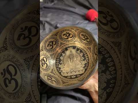 [A222] Superfine Carving singing bowl, ⌀19.7cm / 1255g, 🔽 C4 +49c (269 Hz), 🔼 G5 −30c (769 Hz) — VAYU sounds