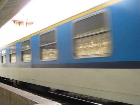 Průjezd vlaku R 774 Říp - Dolní Zálezly