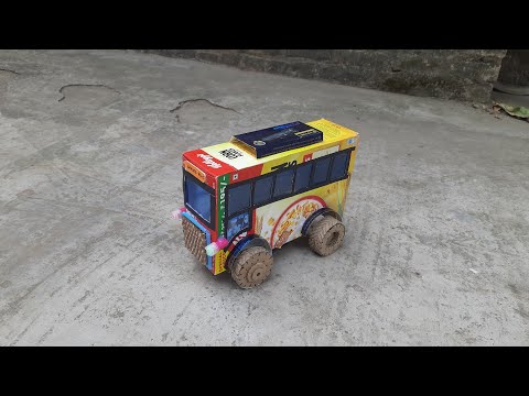 Simple homemade school bus from waste box |