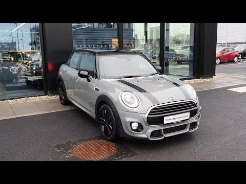 182MH1322 - 2018 MINI HATCH 5-Door Cooper 22,000