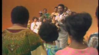 B.B. King singing Juts a Little Bit Of Love on ABC&#39;s Music Scene in 1969