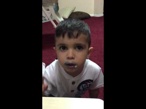 ريان ما اكل كيكة