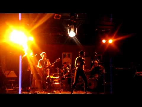 Rust and Diamonds - Little Drop of Poison (live)