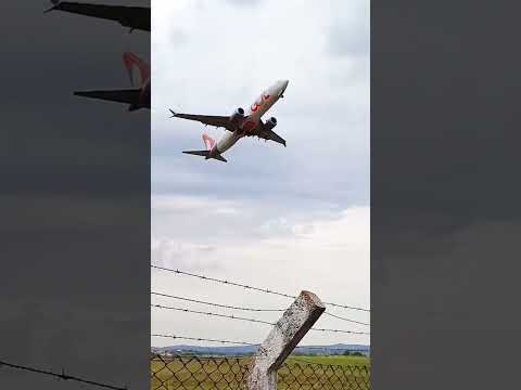 Decolagem Boeing 737 MAX 8 Gol linhas Aéreas do Aeroporto de Caldas Novas-GO