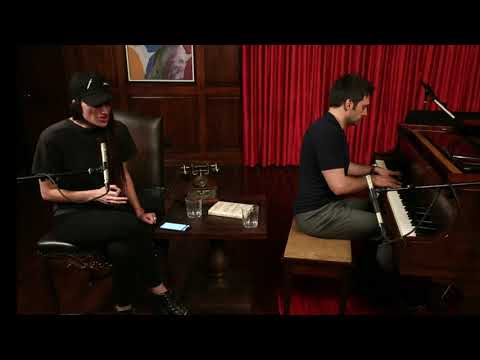 Playing "The World Is Not Enough" with Niia on Scottcast