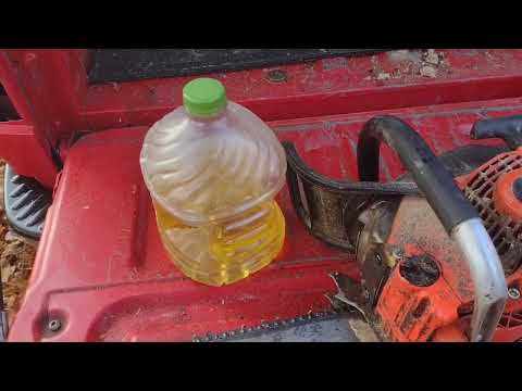 I'll Never Buy Bar & Chain Oil Again: The Cheaper & Cleaner Replacement I Learned From An Old Logger