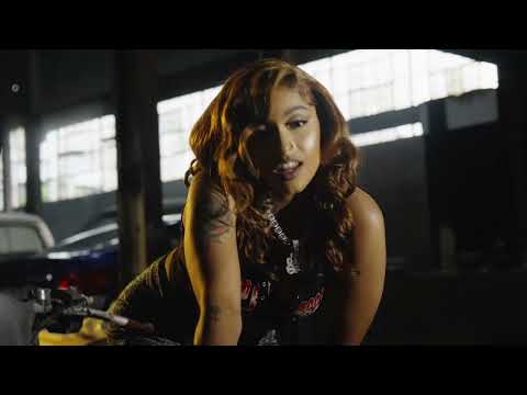 Mr Nyamz & Hulengende - Macoolayo Official Video