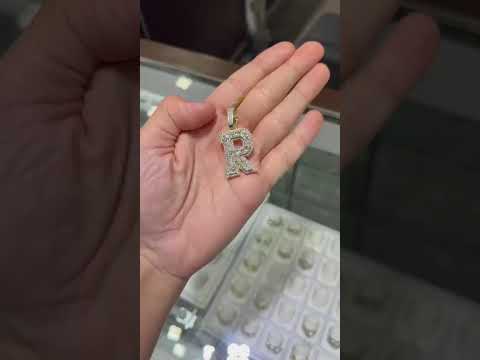 Product video thumbnail